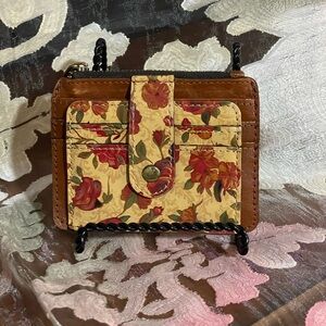Patricia Nash cassis card/cash wallet